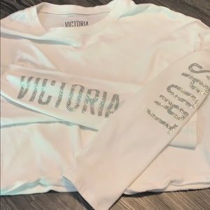 White Victoria sport crop sweater